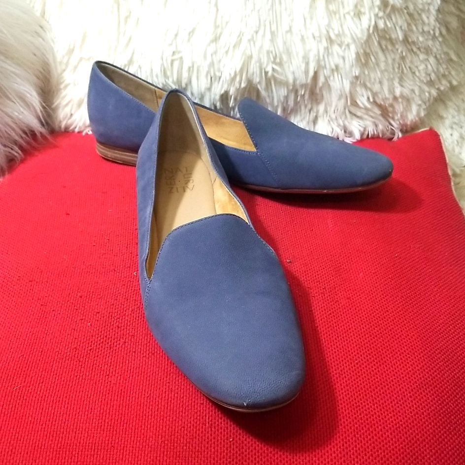 Naturalizer Flat Shoes
